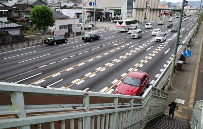 ژاپن خودروهای بنزینی را از خیابان‌ها حذف می‌کند