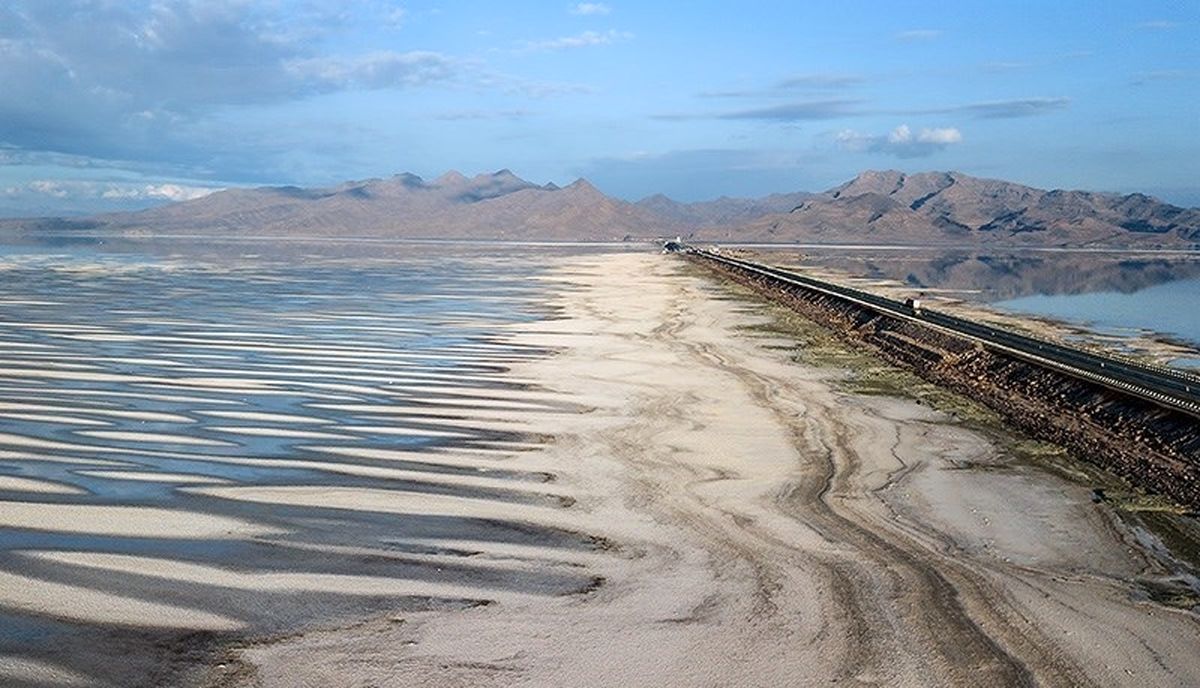 احیای دریاچه ارومیه نیازمند حرکت جهادی است