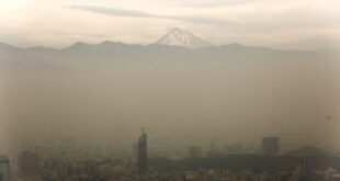 مخالفت وزارت بهداشت با تغییر استانداردهای شاخص آلودگی هوا برای عدم تعطیلی مدارس