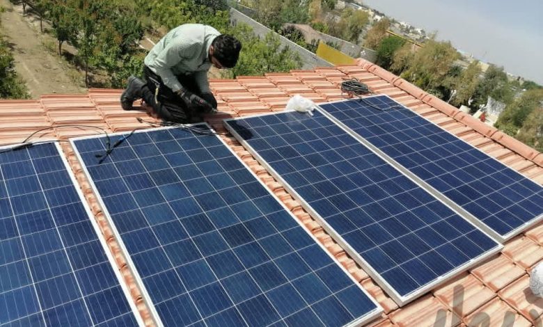 نصب ۵۵۰ هزار سامانه‌ خورشیدی پنج کیلوواتی در مناطق روستایی