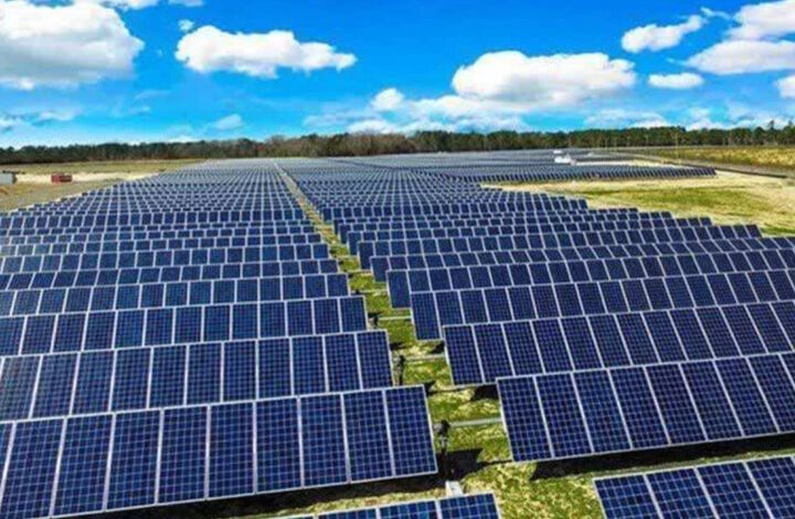 تولید بیش از ۳۰۰۰ کیلووات برق در نیروگاههای خورشیدی گلستان